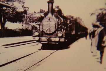 『列車の到着』の映像、100余年の時を隔てて～